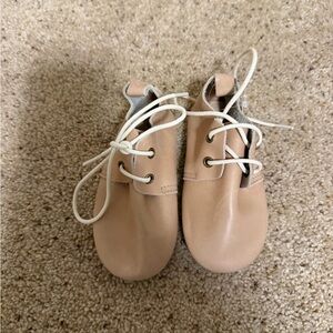 Piper Finn Hard Sole Oxford Low Tops - Size 9